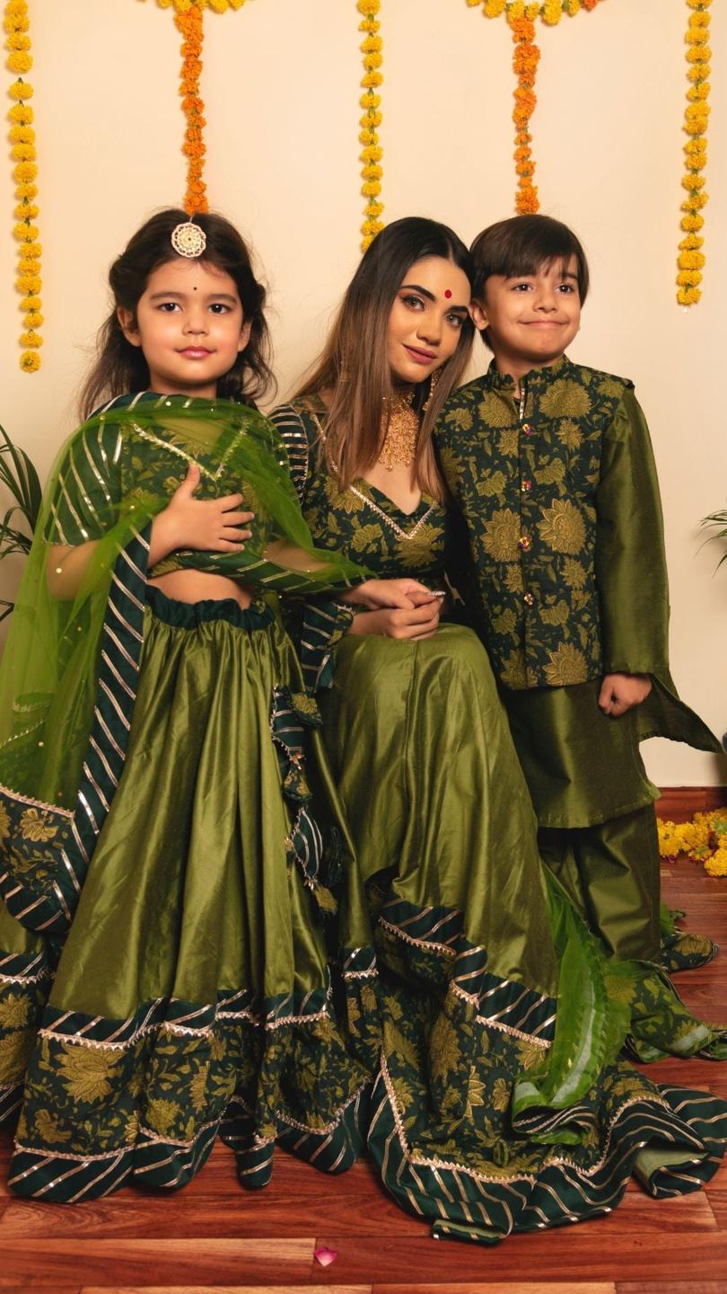bachapan-idika-green-lehenga-set-11409020GR, Kids Indian Ethnic Clothing, Cotton Silk Girl Lehenga Set
