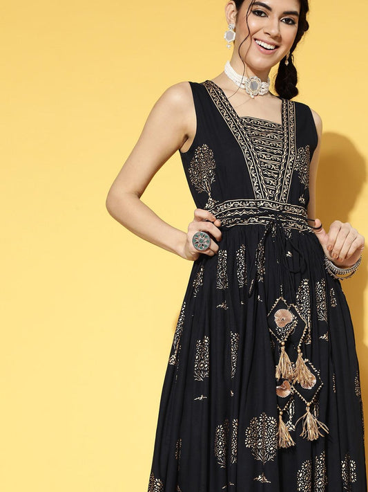 pdh Women Solid Ethnic Dress Kurta - Buy pdh Women Solid Ethnic Dress Kurta  Online at Best Prices in India | Flipkart.com